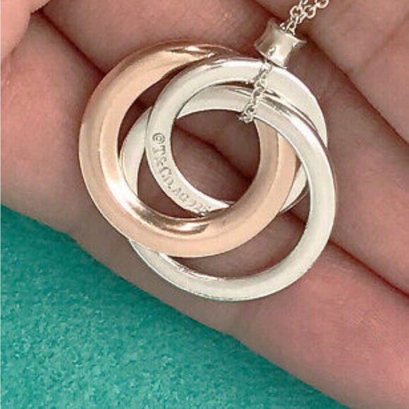 Tiffany & Co Sterling Silver Rubedo Necklace 3 Interlocking Circles Chain - Picture 2 of 3